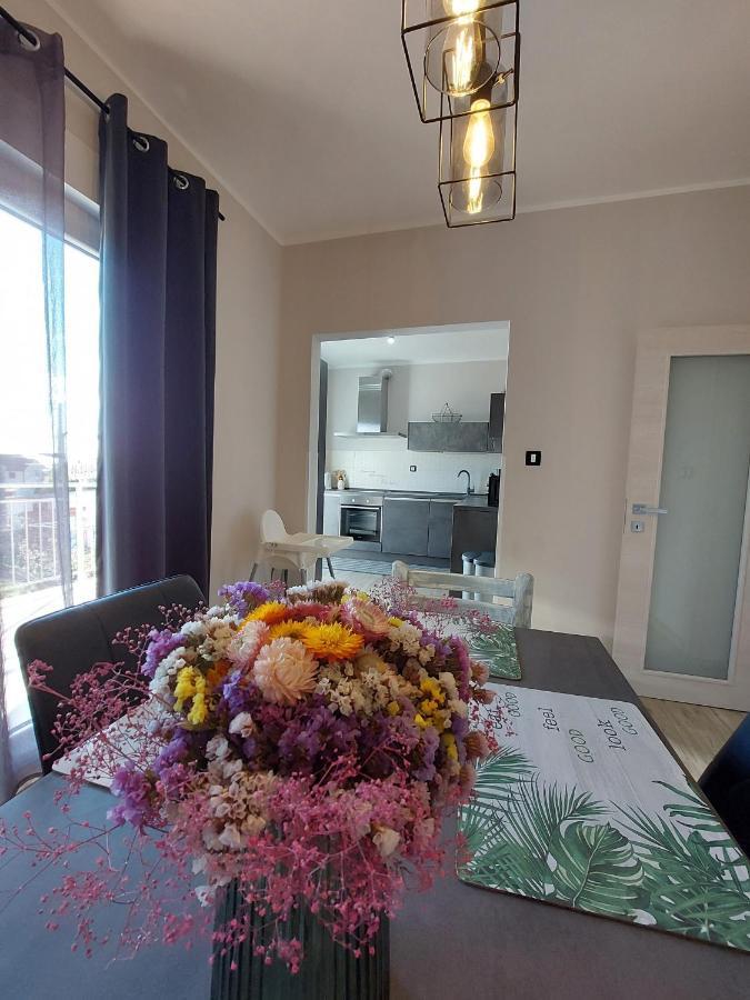 Family Apartment Cathy Galižana Buitenkant foto